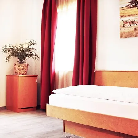 Hotel Pension Kaempfelbach Pensjonat