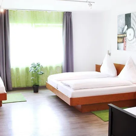 Hotel Pension Kaempfelbach Kampfelbach