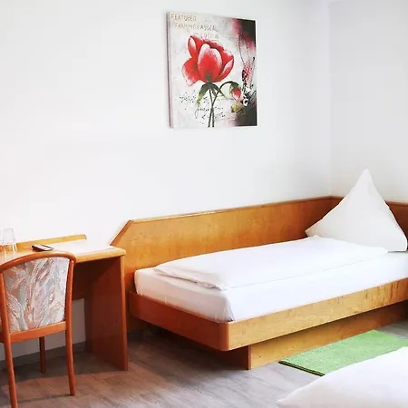 Hotel Pension Kaempfelbach Kampfelbach