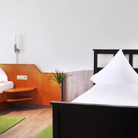 Hotel Pension Kaempfelbach 3*