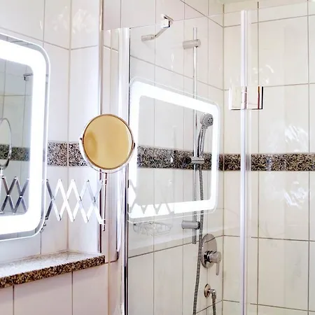 Hotel Pension Kaempfelbach