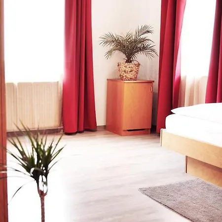 Hotel Pension Kaempfelbach