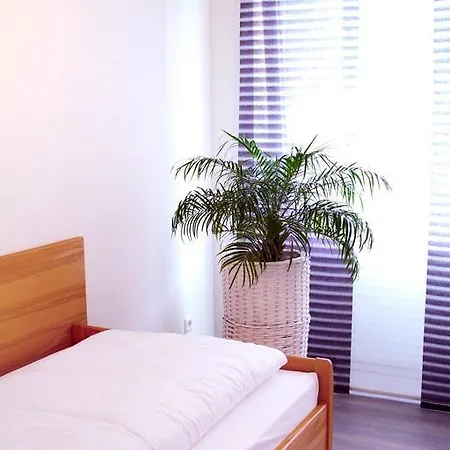 Pensjonat Hotel Pension Kaempfelbach 3*